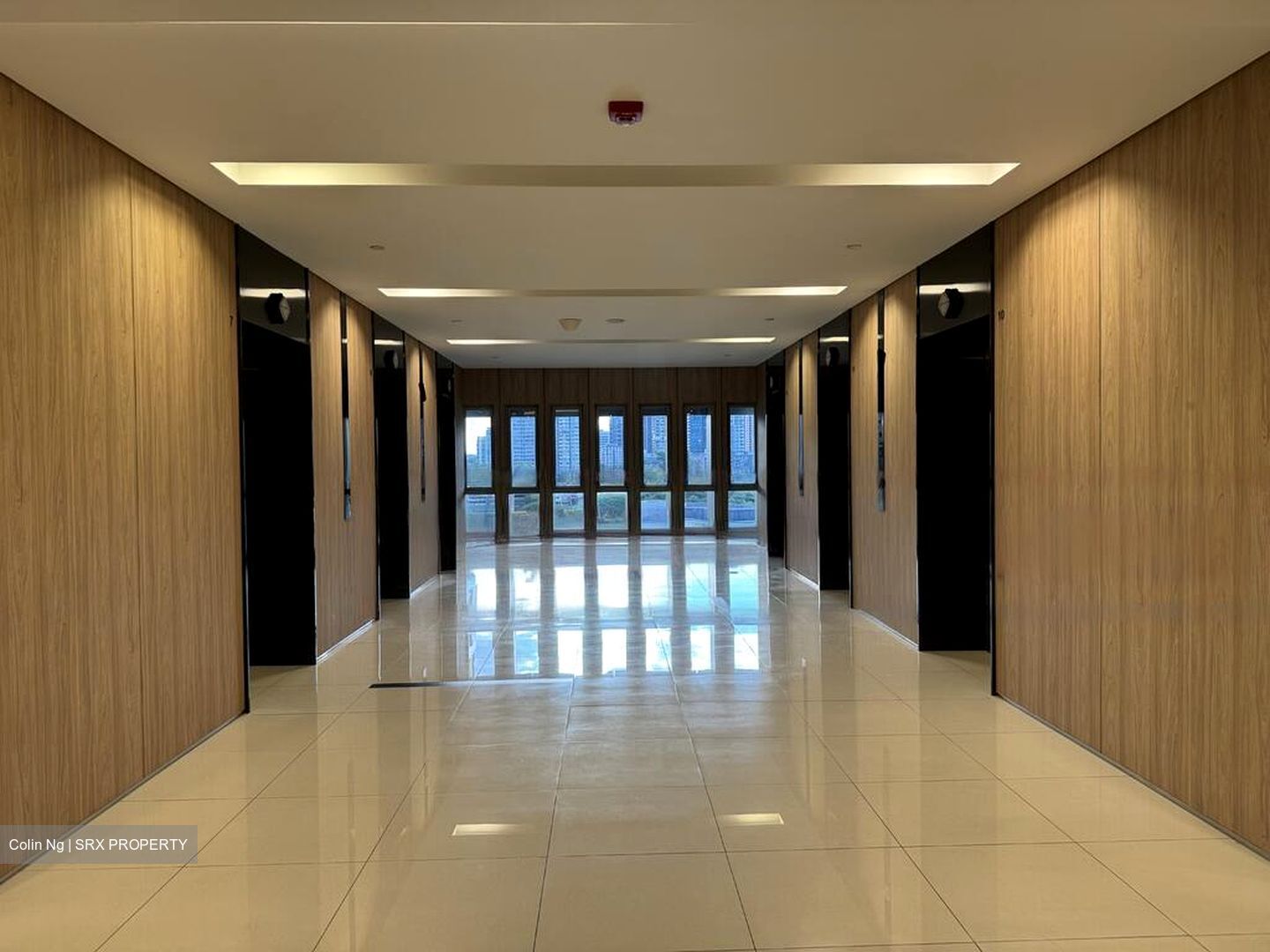 111 Somerset (D9), Office #498371381